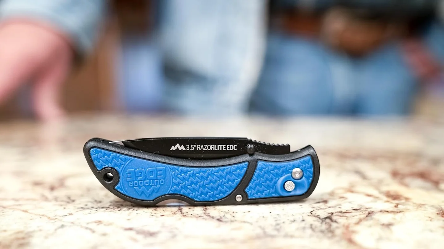 OUTDOOR EDGE 3.5 inch RazorLite EDC Knife