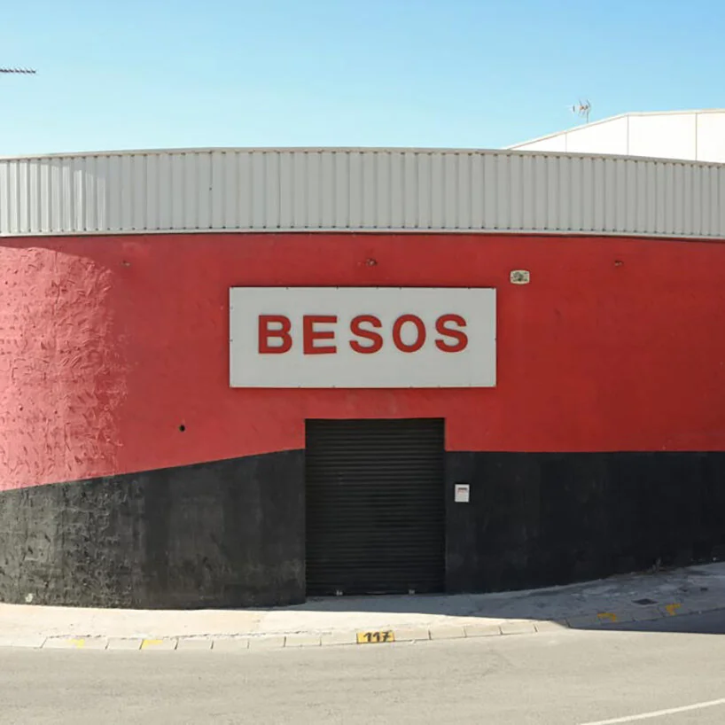 Besos Disco 夜店立面