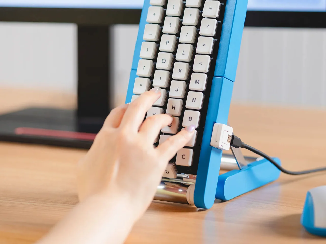 Gboard 旋转键盘的环形键帽传送带